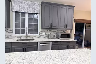 9 Angelina Ct, Monroe Township, NJ 08831 - Photo 37