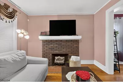 114 Ellington St, East Orange, NJ 07017 - Photo 5