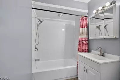 114 Ellington St, East Orange, NJ 07017 - Photo 17