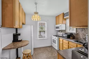 114 Ellington St, East Orange, NJ 07017 - Photo 9