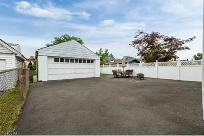 114 Ellington St, East Orange, NJ 07017 - Photo 23