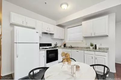 64 James St #1, Newark, NJ 07102 - Photo 3