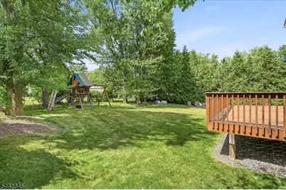6 Poplar Pl, Fairfield, NJ 07004 - Photo 29