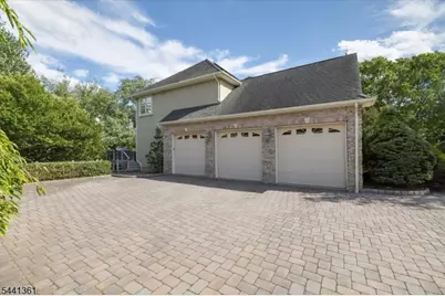 4 Centennial Ct, Totowa, NJ 07512 - Photo 37