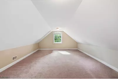 4 Centennial Ct, Totowa, NJ 07512 - Photo 25