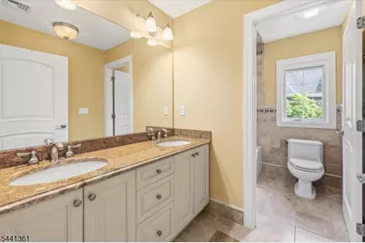 4 Centennial Ct, Totowa, NJ 07512 - Photo 29