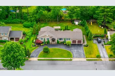 13 Merlin Pl, Montville Township, NJ 07058 - Photo 41