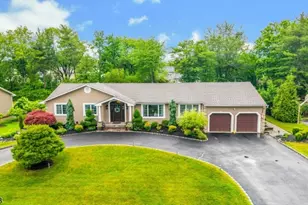 13 Merlin Pl, Montville Township, NJ 07058 - Photo 37