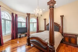 16A Cheri Ln, Fairfield, NJ 07004 - Photo 33