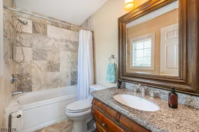 16A Cheri Ln, Fairfield, NJ 07004 - Photo 39