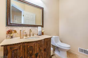 16A Cheri Ln, Fairfield, NJ 07004 - Photo 21