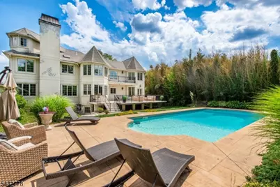 16A Cheri Ln, Fairfield, NJ 07004 - Photo 43