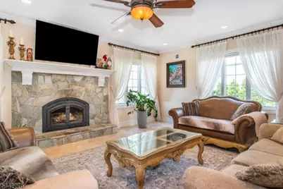 16A Cheri Ln, Fairfield, NJ 07004 - Photo 17