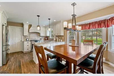 164 Parker Rd, Washington Township, NJ 07853 - Photo 9