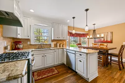 164 Parker Rd, Washington Township, NJ 07853 - Photo 5
