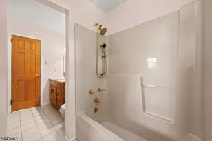 18 Carrie Ct, Nutley, NJ 07110 - Photo 19