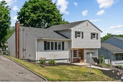 18 Carrie Ct, Nutley, NJ 07110 - Photo 33