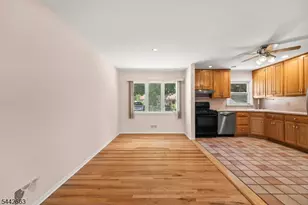 18 Carrie Ct, Nutley, NJ 07110 - Photo 9
