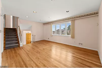 18 Carrie Ct, Nutley, NJ 07110 - Photo 13