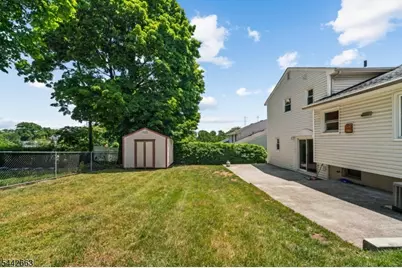 18 Carrie Ct, Nutley, NJ 07110 - Photo 27