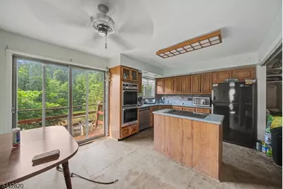 15 Plotts Rd, Hampton Township, NJ 07860 - Photo 7