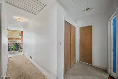 15 Plotts Rd, Hampton Township, NJ 07860 - Photo 9