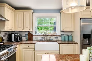 61 Laurel Ave, Franklin Township, NJ 08528 - Photo 17
