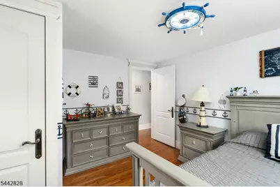61 Laurel Ave, Franklin Township, NJ 08528 - Photo 27