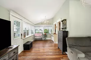 61 Laurel Ave, Franklin Township, NJ 08528 - Photo 5