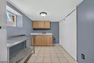 17 Wolcott Terrace, Newark, NJ 07112 - Photo 23