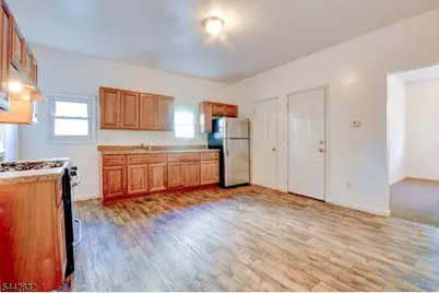 98-100 Lafayette St, Paterson, NJ 07501 - Photo 3