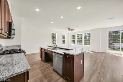 228 Park Ln, Dunellen, NJ 08812 - Photo 11