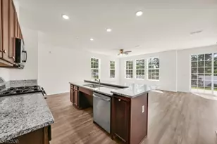 228 Park Ln, Dunellen, NJ 08812 - Photo 11