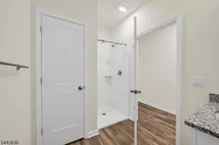 228 Park Ln, Dunellen, NJ 08812 - Photo 17