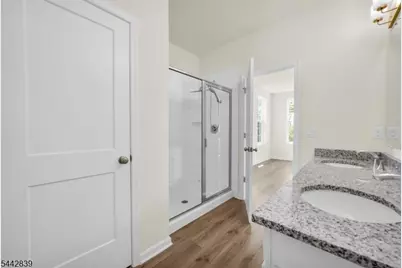 228 Park Ln, Dunellen, NJ 08812 - Photo 23