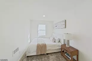 413 Paulison Ave, Passaic, NJ 07055 - Photo 17
