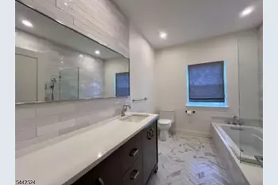 32 Allister Ct, Lincoln Park, NJ 07035 - Photo 13