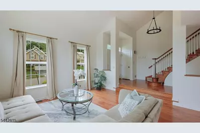 184 Smoke Rise Rd, Bernards Township, NJ 07920 - Photo 5