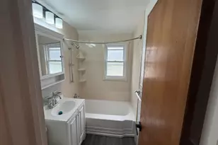 585 Mountainview Dr, North Plainfield, NJ 07063 - Photo 11