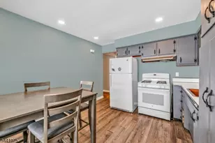 101 Pinecrest Terrace, Wayne, NJ 07470 - Photo 9