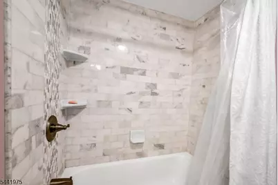 101 Pinecrest Ter, Wayne, NJ 07470 - Photo 25