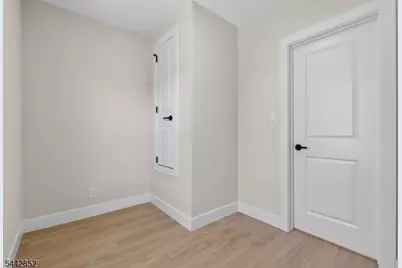 44 Breckenridge Ter, Irvington, NJ 07111 - Photo 25