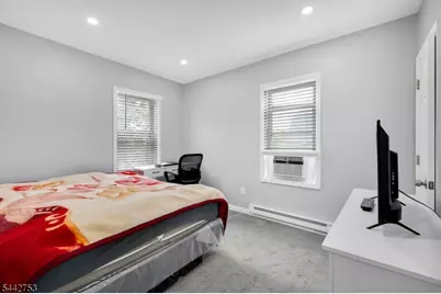 209 Lewis St, Phillipsburg, NJ 08865 - Photo 23