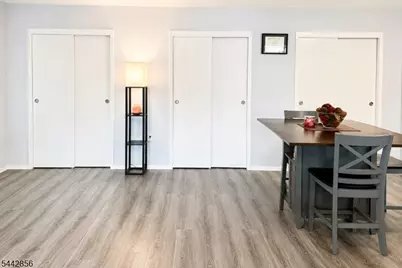 24A Woodedge Ave #4, Edison Twp., NJ 08817 - Photo 5
