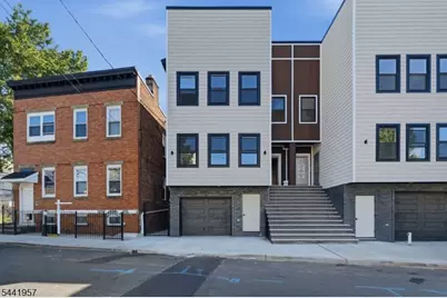 26 Parkhurst St, Newark, NJ 07114 - Photo 23