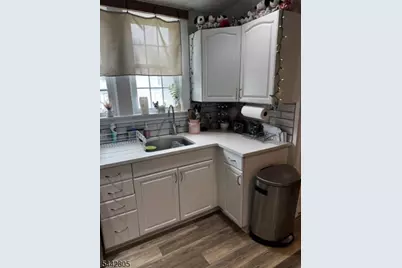11 Milton Pl #2, Morristown, NJ 07960 - Photo 13