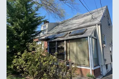 653 Thomas Pl, Rahway, NJ 07065 - Photo 1