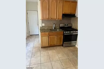 331 Watson Ave, Perth Amboy, NJ 08861 - Photo 7