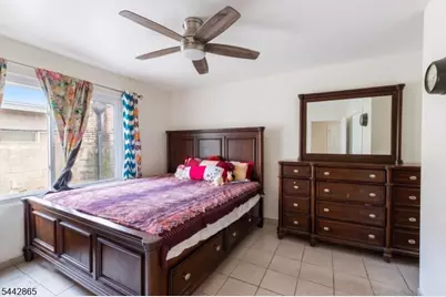 363 Summer St, Paterson, NJ 07501 - Photo 15