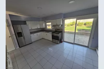 423-427 Lake St, Newark, NJ 07104 - Photo 29